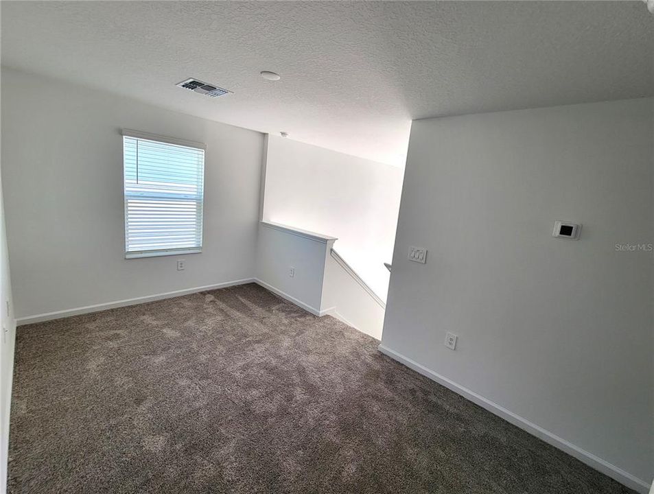 For Rent: $2,350 (4 beds, 2 baths, 1879 Square Feet)