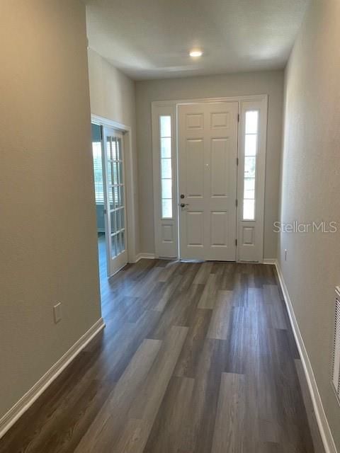 For Rent: $2,600 (4 beds, 2 baths, 2029 Square Feet)