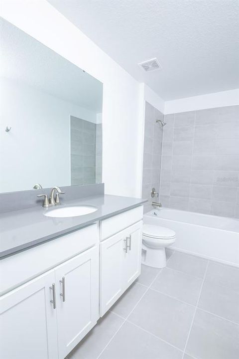 Active With Contract: $445,000 (3 beds, 2 baths, 1615 Square Feet)