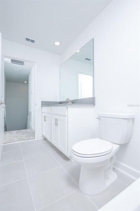 Active With Contract: $445,000 (3 beds, 2 baths, 1615 Square Feet)