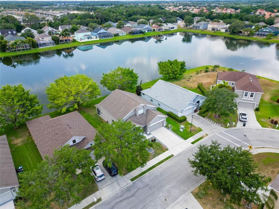 For Sale: $795,000 (4 beds, 2 baths, 2408 Square Feet)