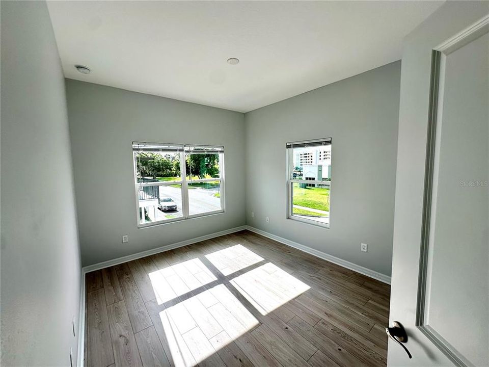 Guest bedroom