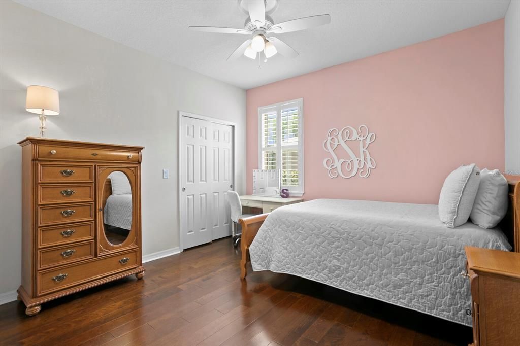 4th bedroom with ceiling fan