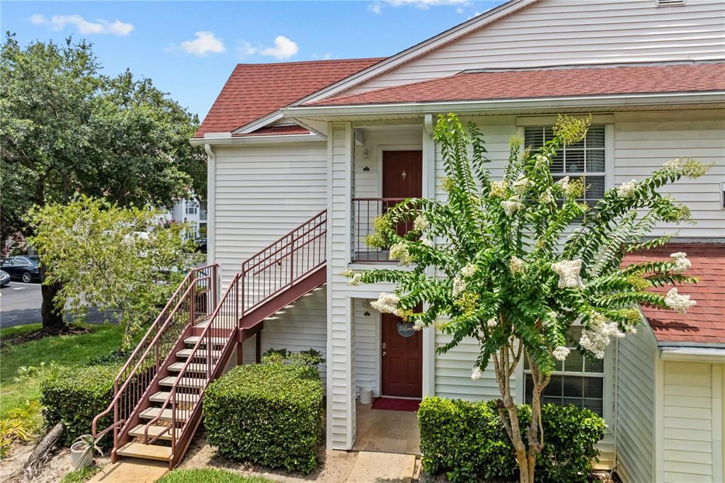 Recently Sold: $250,000 (2 beds, 2 baths, 1076 Square Feet)