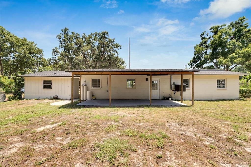 Active With Contract: $429,999 (3 beds, 2 baths, 1254 Square Feet)