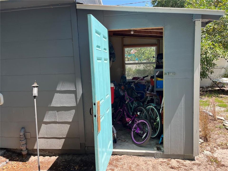 Storage for bikes and toys