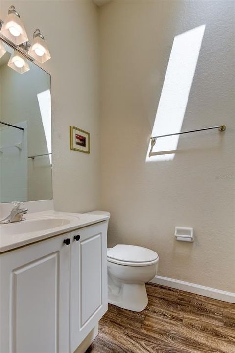 En Venta: $569,000 (3 camas, 3 baños, 1834 Pies cuadrados)