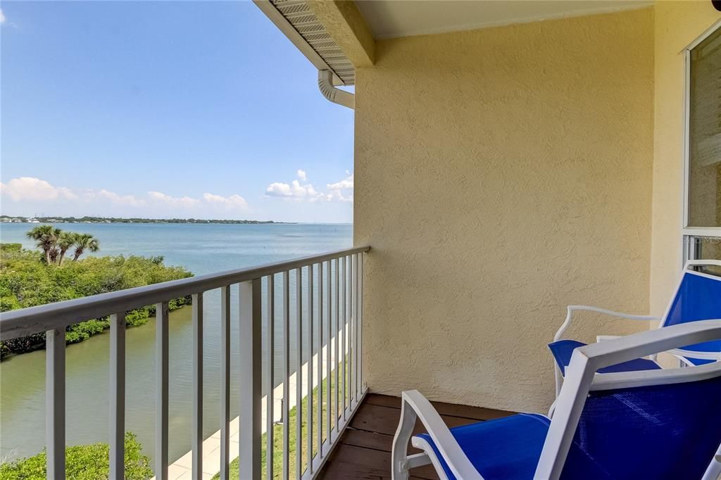 En Venta: $569,000 (3 camas, 3 baños, 1834 Pies cuadrados)