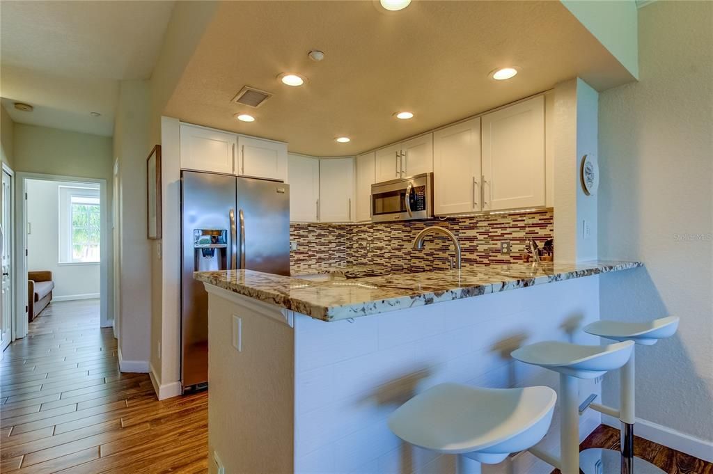 En Venta: $569,000 (3 camas, 3 baños, 1834 Pies cuadrados)