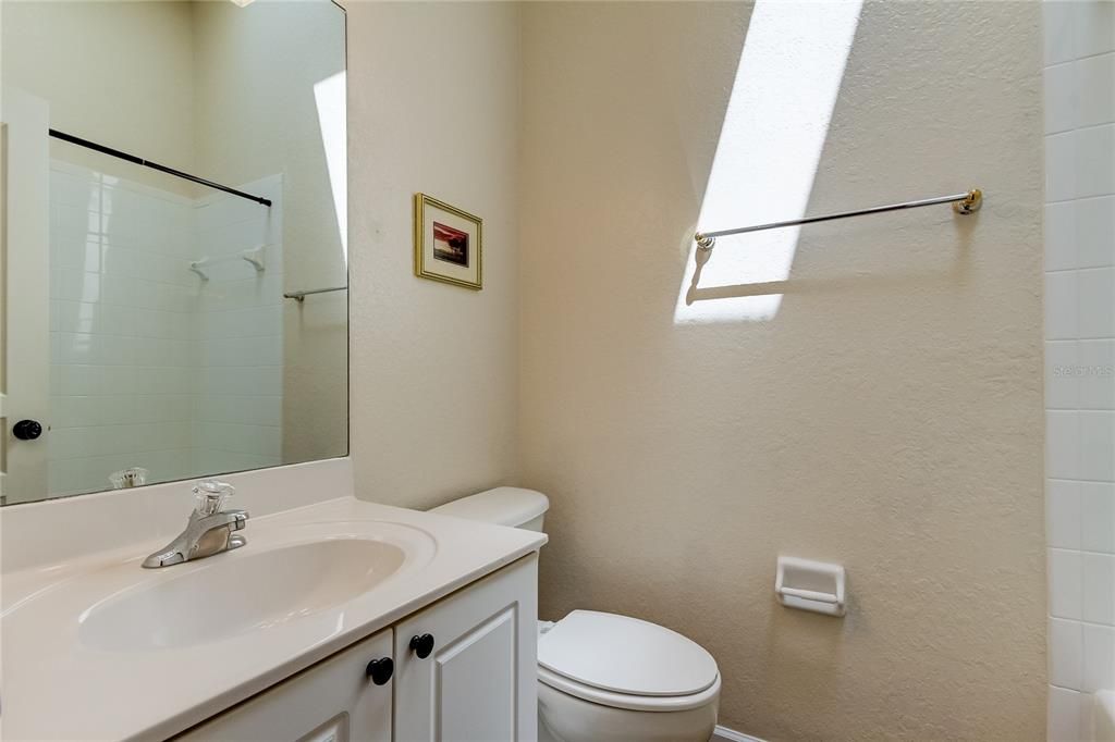 En Venta: $569,000 (3 camas, 3 baños, 1834 Pies cuadrados)