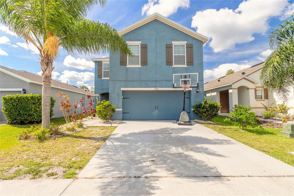 For Sale: $374,900 (4 beds, 2 baths, 2078 Square Feet)