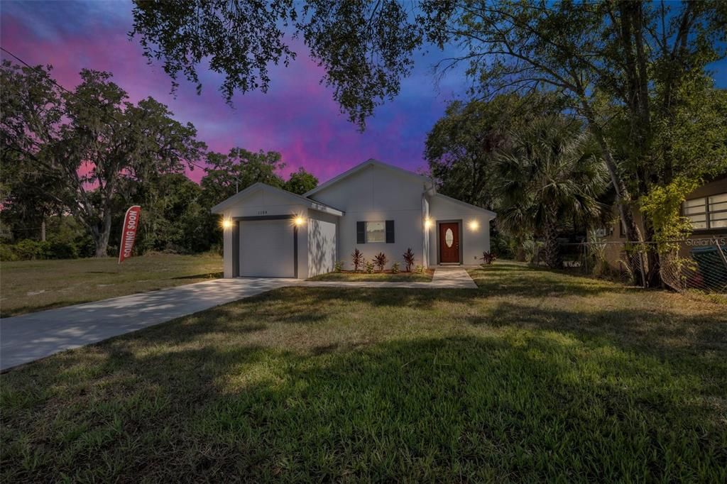 For Sale: $339,997 (3 beds, 2 baths, 1340 Square Feet)