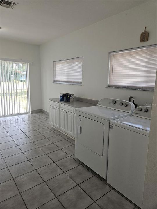 For Rent: $2,200 (2 beds, 2 baths, 1532 Square Feet)