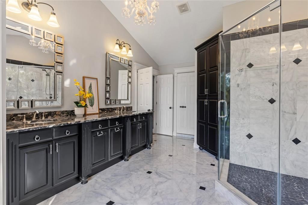 Active With Contract: $989,000 (4 beds, 3 baths, 2882 Square Feet)