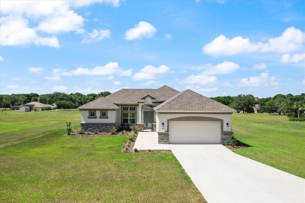 For Sale: $499,000 (3 beds, 2 baths, 1799 Square Feet)