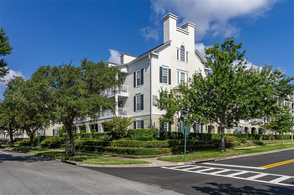 Active With Contract: $423,000 (3 beds, 2 baths, 1594 Square Feet)