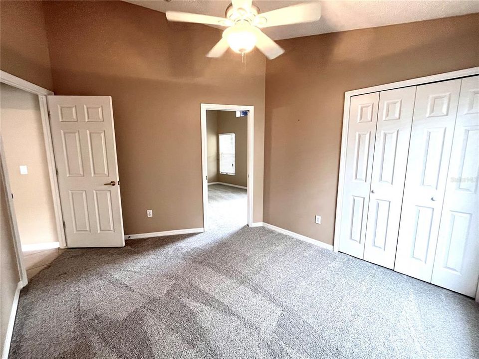 For Rent: $2,750 (4 beds, 2 baths, 1974 Square Feet)