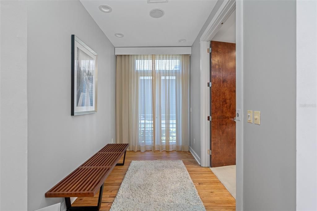 En Venta: $1,799,000 (4 camas, 3 baños, 4153 Pies cuadrados)