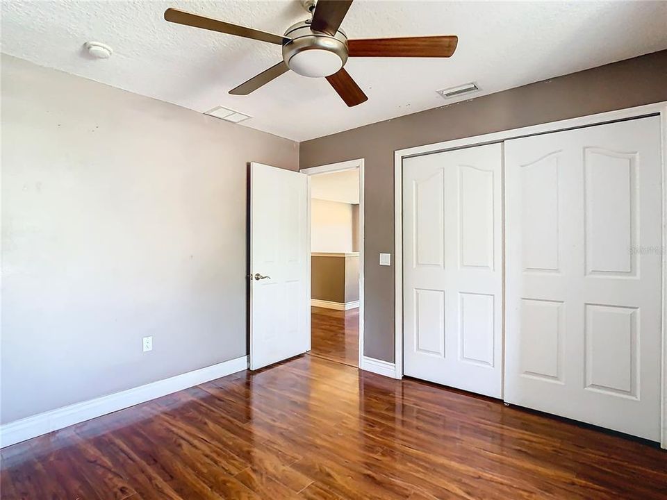 For Sale: $394,900 (3 beds, 2 baths, 2478 Square Feet)