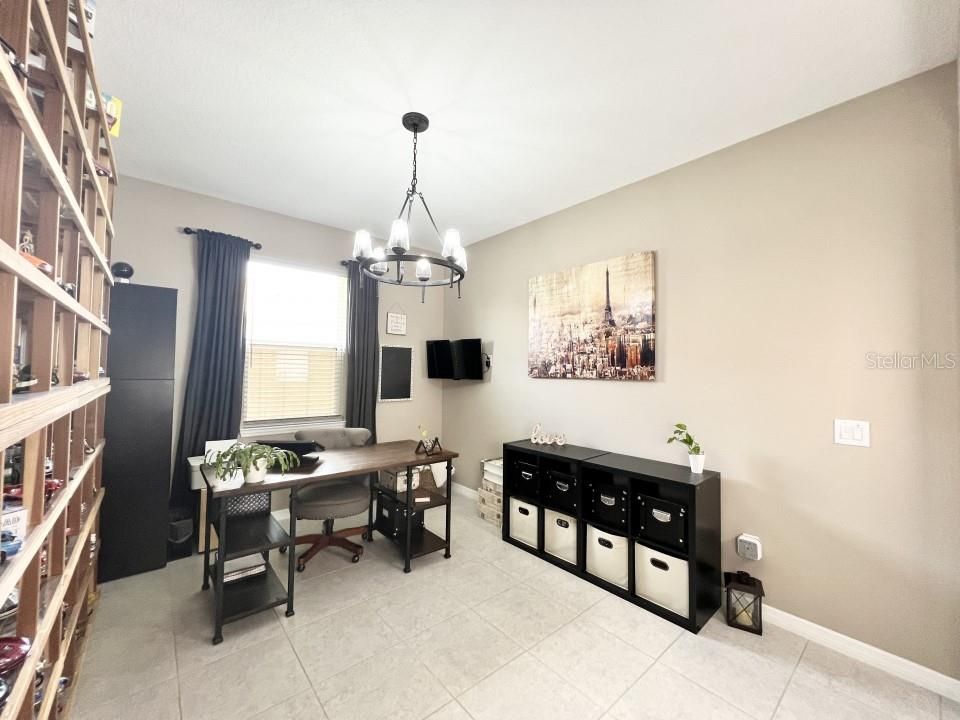 For Sale: $459,999 (2 beds, 3 baths, 2020 Square Feet)