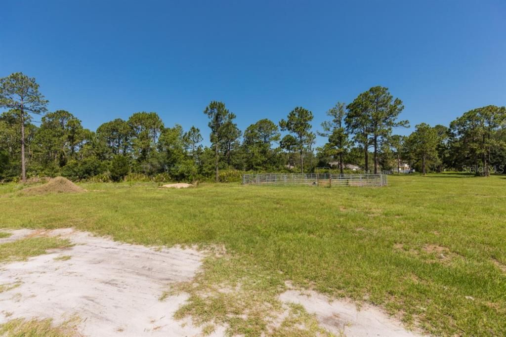 For Sale: $399,500 (5.53 acres)