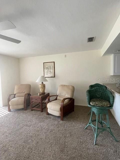 For Rent: $2,250 (1 beds, 1 baths, 825 Square Feet)