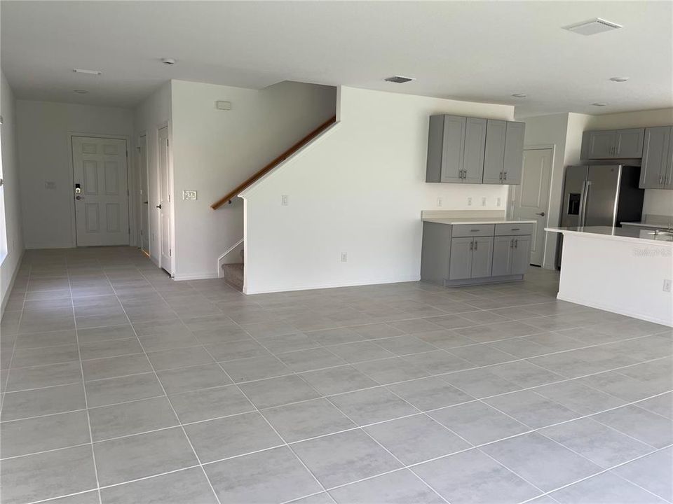 For Rent: $2,750 (4 beds, 2 baths, 2271 Square Feet)