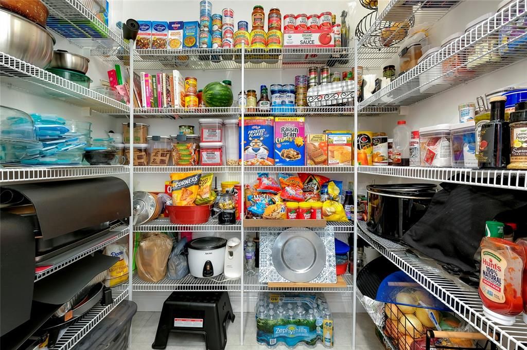 Kitchen pantry