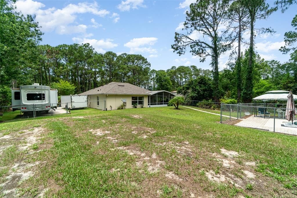 Active With Contract: $475,000 (3 beds, 2 baths, 1777 Square Feet)