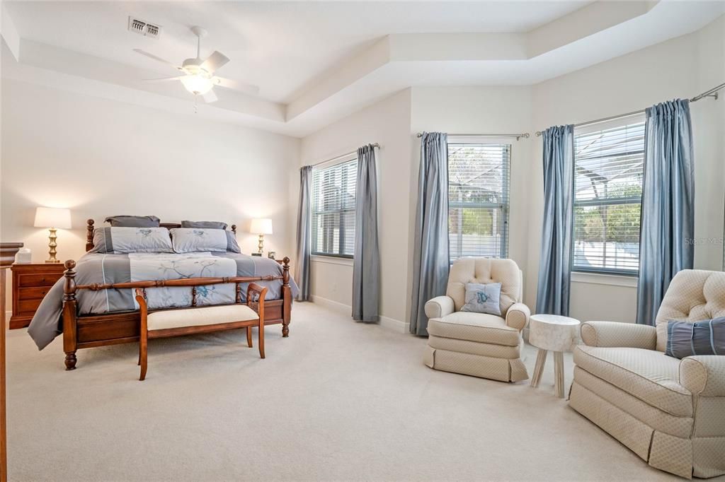 Large Master Bedroom Overlooking Pool