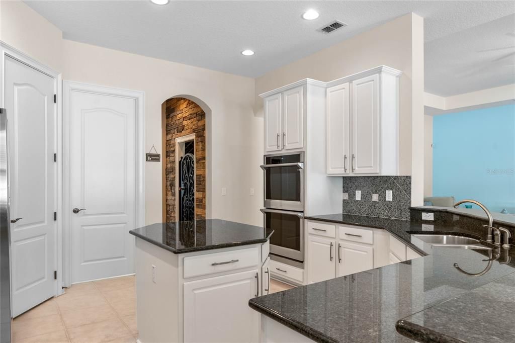 Dining Room with Tray Ceiling