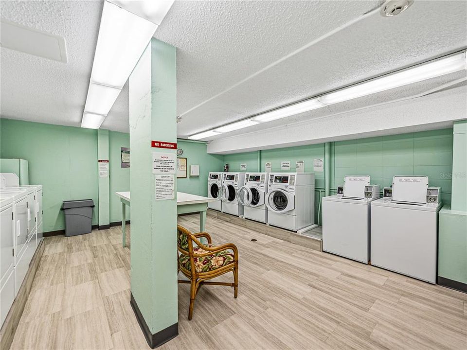 LAUNDRY FACILITY