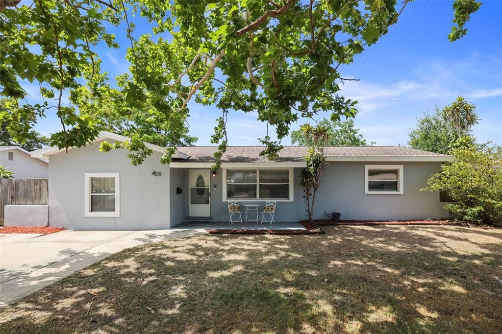 For Sale: $385,000 (3 beds, 1 baths, 1385 Square Feet)