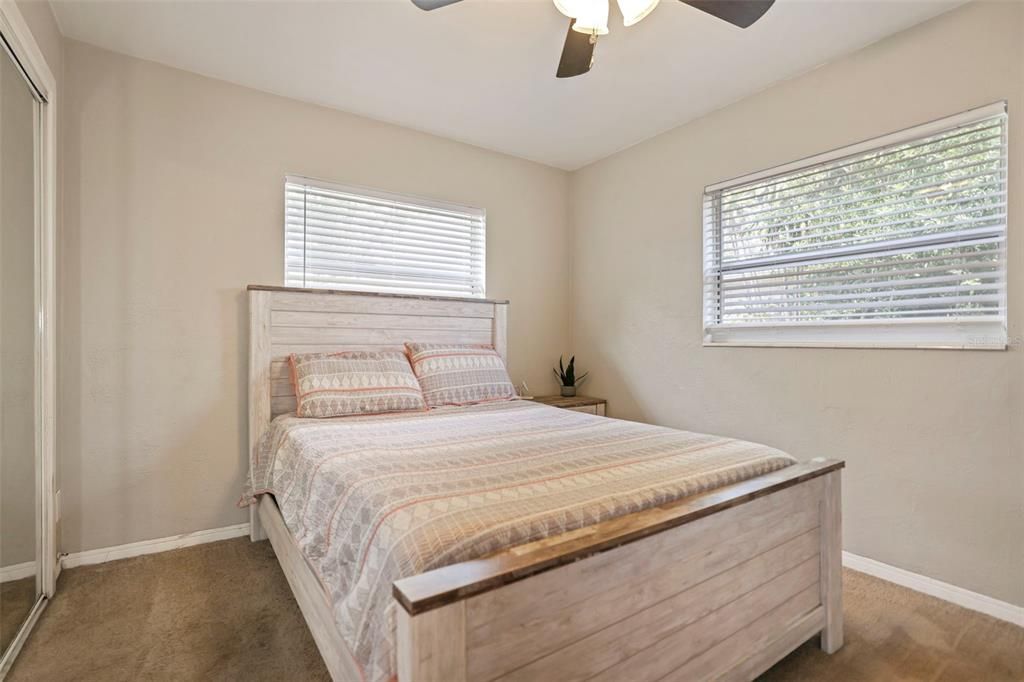 For Sale: $385,000 (3 beds, 1 baths, 1385 Square Feet)