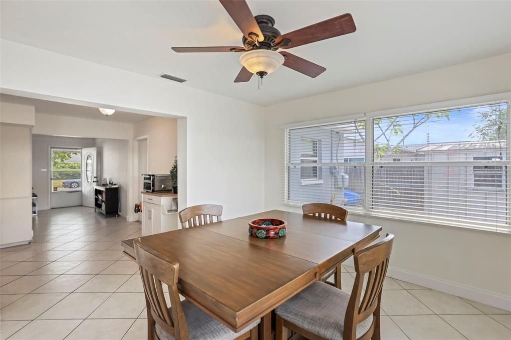 For Sale: $385,000 (3 beds, 1 baths, 1385 Square Feet)