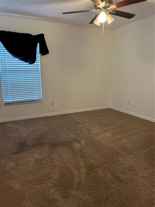 For Rent: $3,950 (4 beds, 2 baths, 2292 Square Feet)