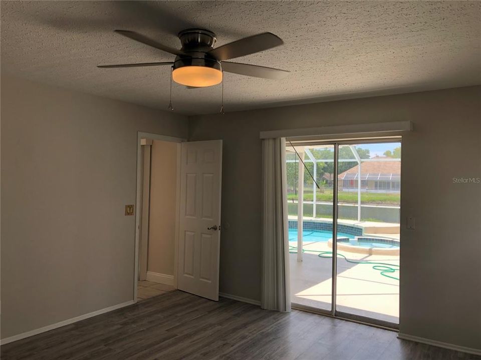 Active With Contract: $2,750 (3 beds, 2 baths, 1736 Square Feet)