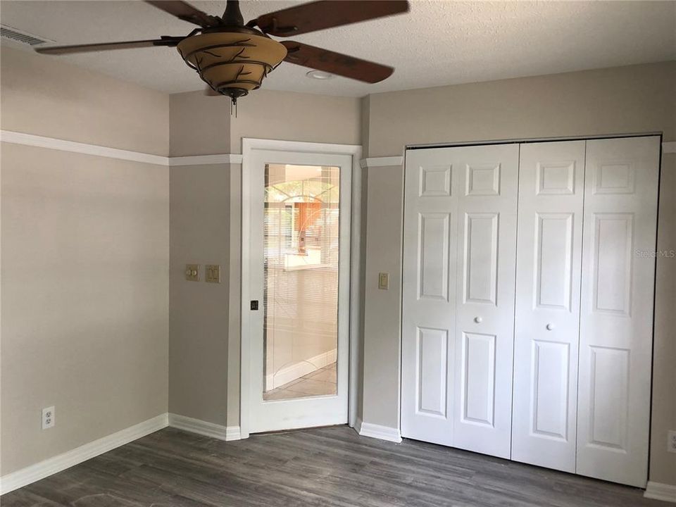 Active With Contract: $2,750 (3 beds, 2 baths, 1736 Square Feet)