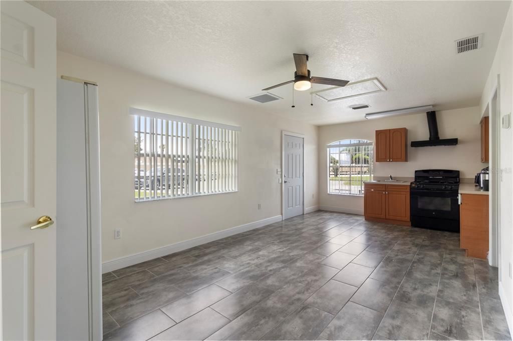 Active With Contract: $310,000 (4 beds, 3 baths, 1881 Square Feet)