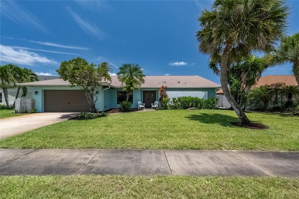 Recently Sold: $645,000 (3 beds, 2 baths, 2000 Square Feet)