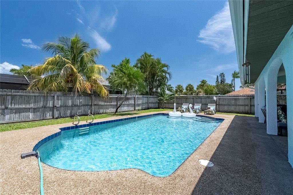 Recently Sold: $645,000 (3 beds, 2 baths, 2000 Square Feet)