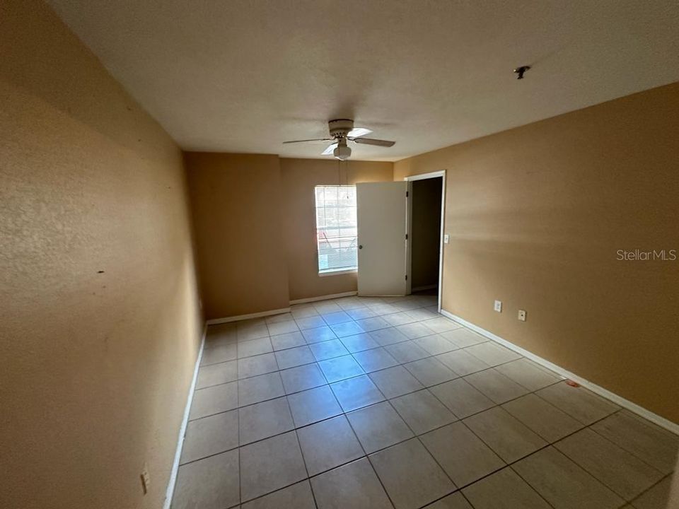 For Sale: $170,000 (2 beds, 2 baths, 1113 Square Feet)