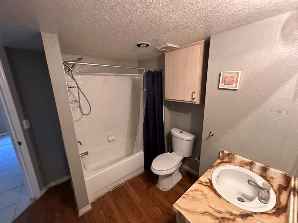 For Sale: $170,000 (2 beds, 2 baths, 1113 Square Feet)