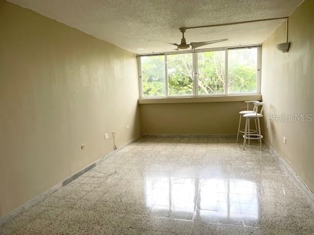 En Venta: $100,000 (2 camas, 1 baños, 800 Pies cuadrados)