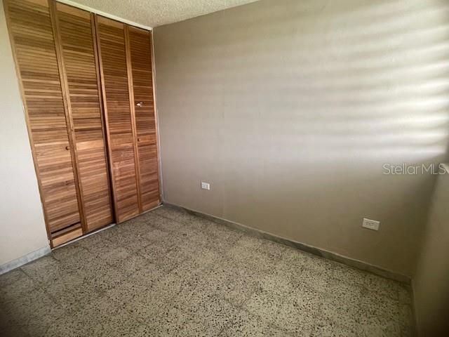 En Venta: $100,000 (2 camas, 1 baños, 800 Pies cuadrados)