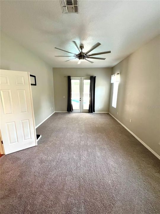 For Rent: $4,105 (4 beds, 3 baths, 2496 Square Feet)