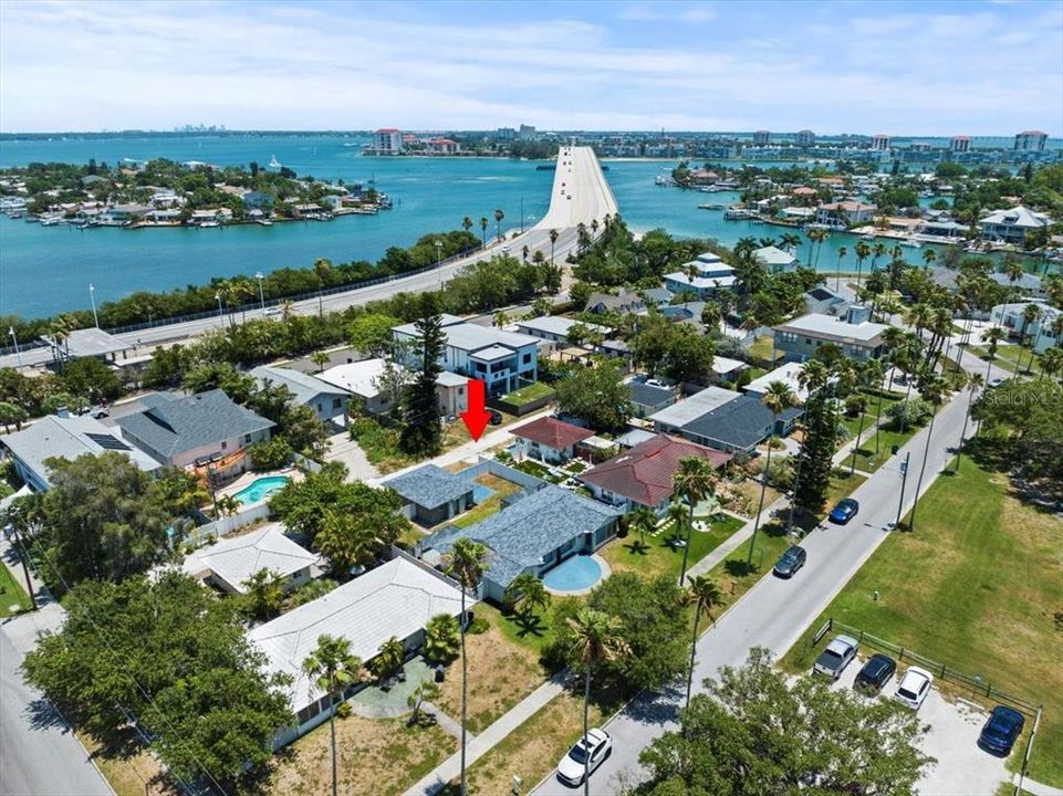 待售: $899,000 (3 贝兹, 0 浴室, 1950 平方英尺)