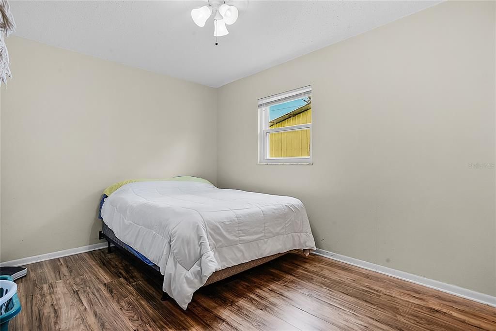 Master bedroom w/bath