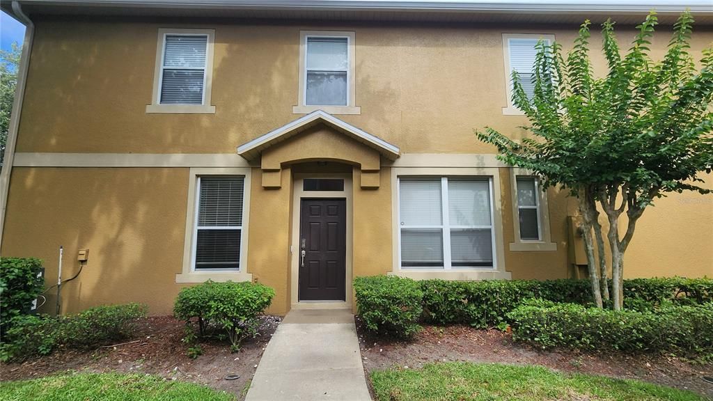 For Rent: $2,000 (3 beds, 2 baths, 1624 Square Feet)