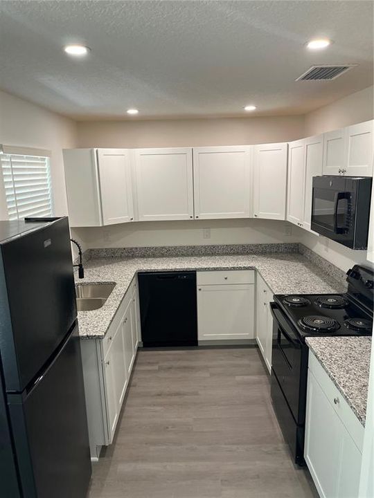 Active With Contract: $369,000 (3 beds, 2 baths, 1010 Square Feet)